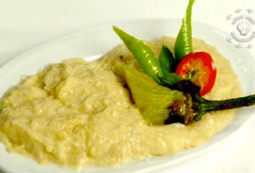 Köz Patlıcan Salatası / Yoğurtlama Tarifi