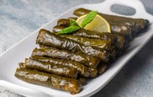 Zeytinyağlı Yaprak Sarma Nasıl Yapılır? (Adım Adım)