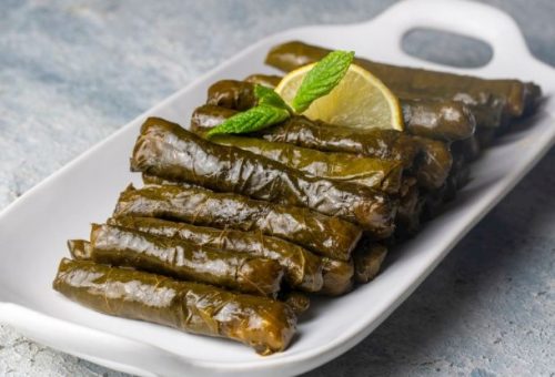 Zeytinyağlı Yaprak Sarma Nasıl Yapılır? (Adım Adım)